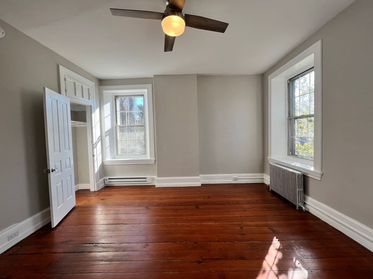 Media Apartment: 327 Meetinghouse Ln