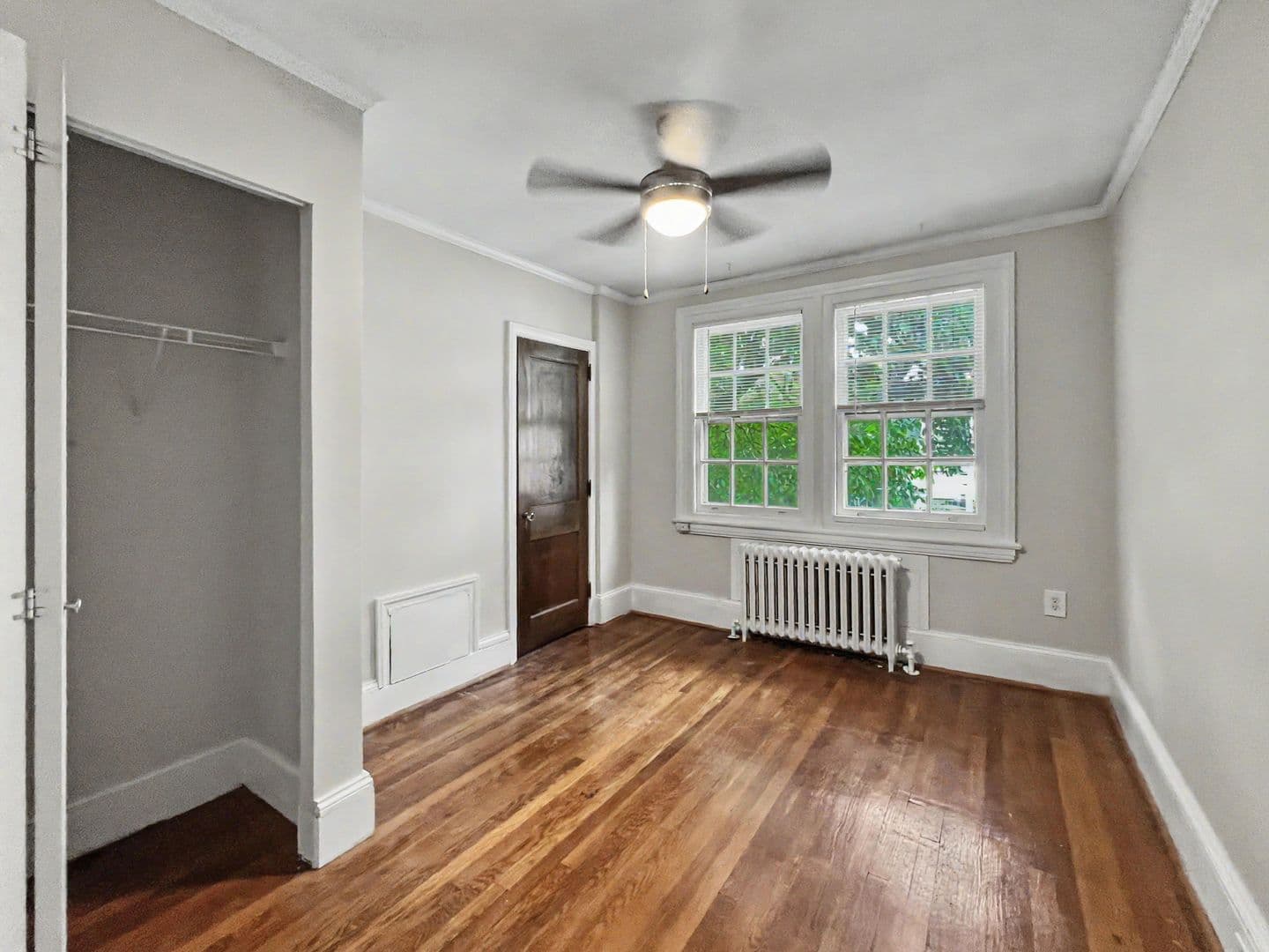 Wayne Apartment: 223 Bloomingdale Ave