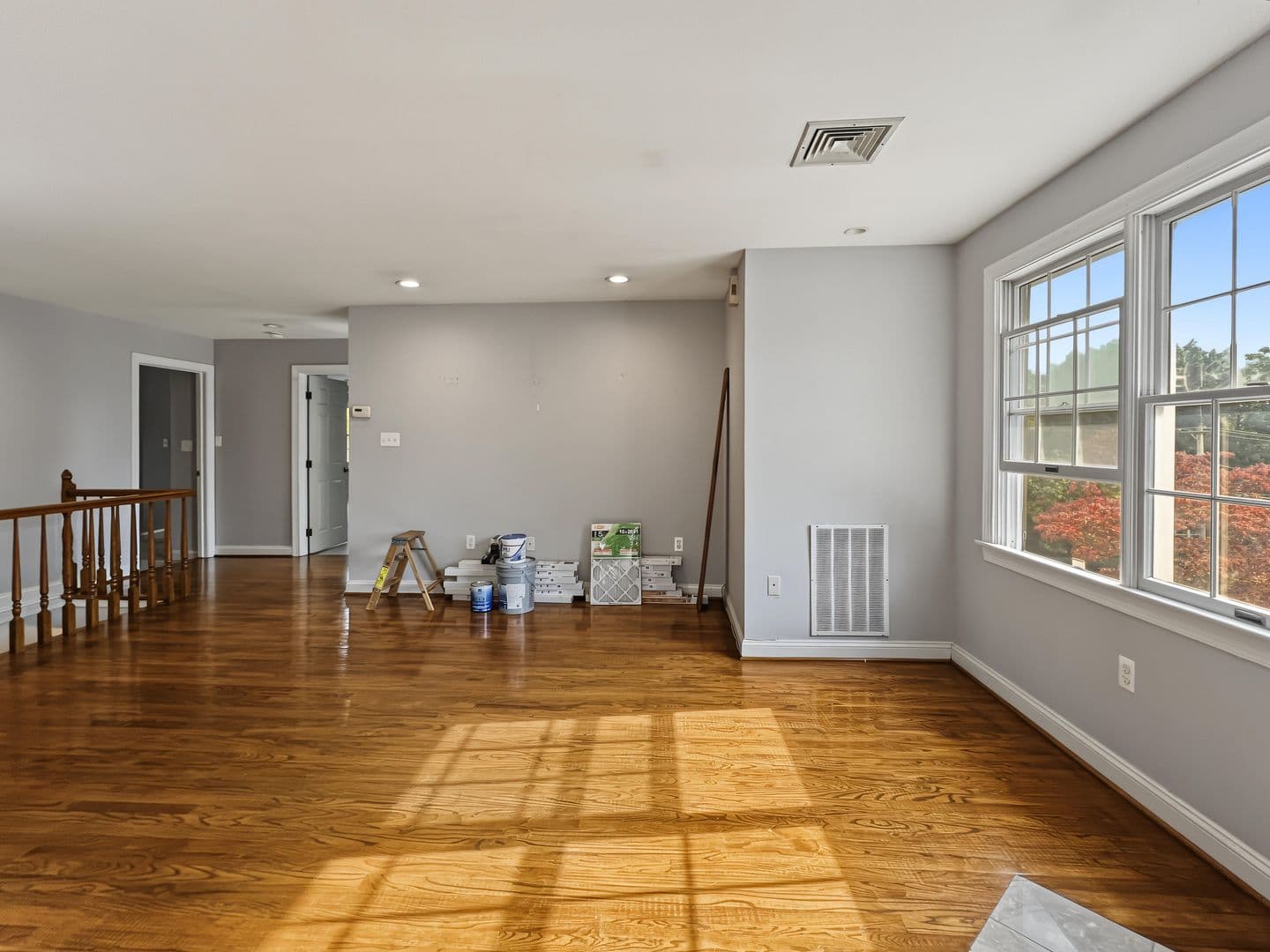 Wayne Apartment: 300 N Wayne Ave