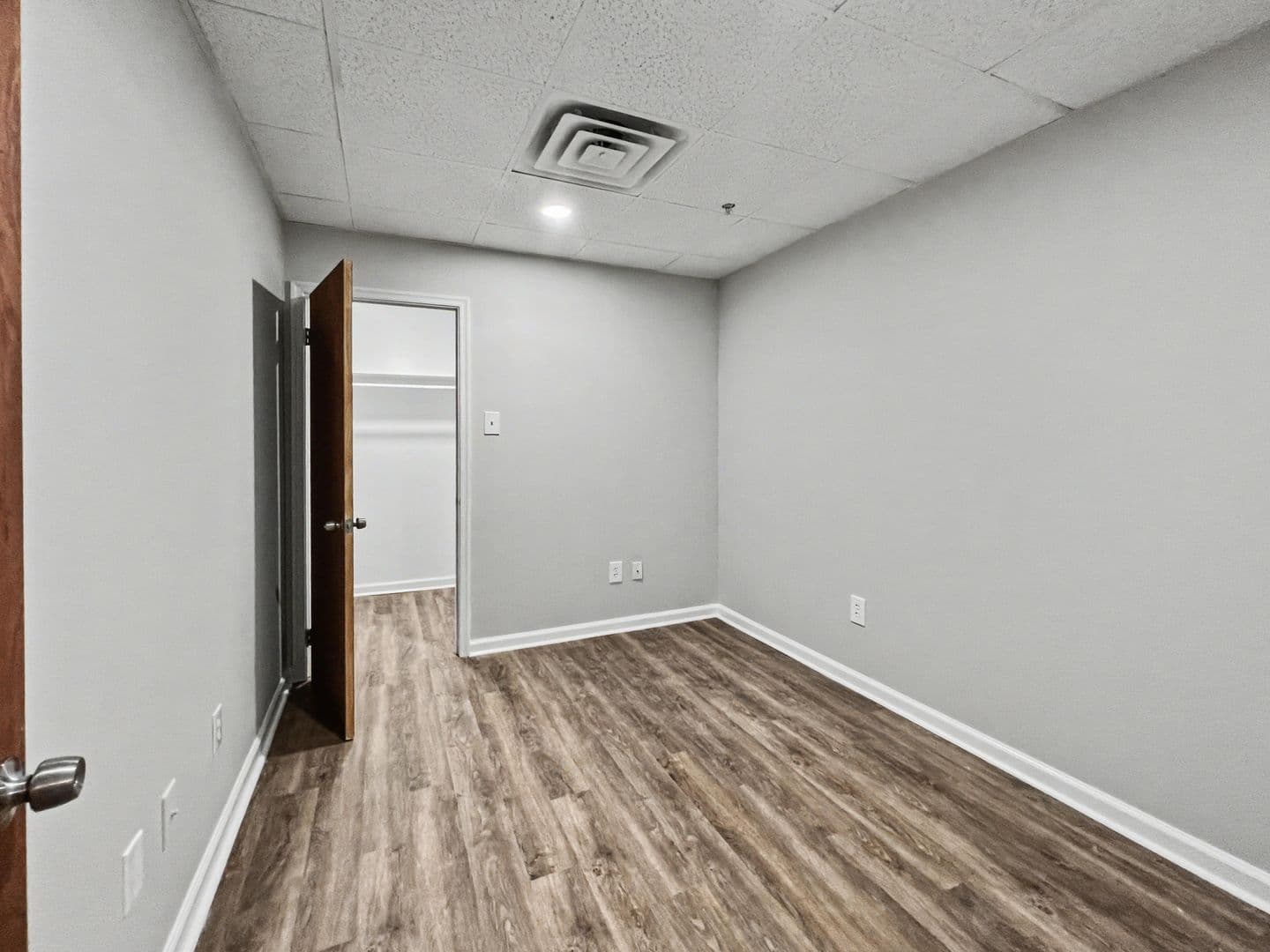Bryn Mawr Apartment: 829-833 Conestoga Rd