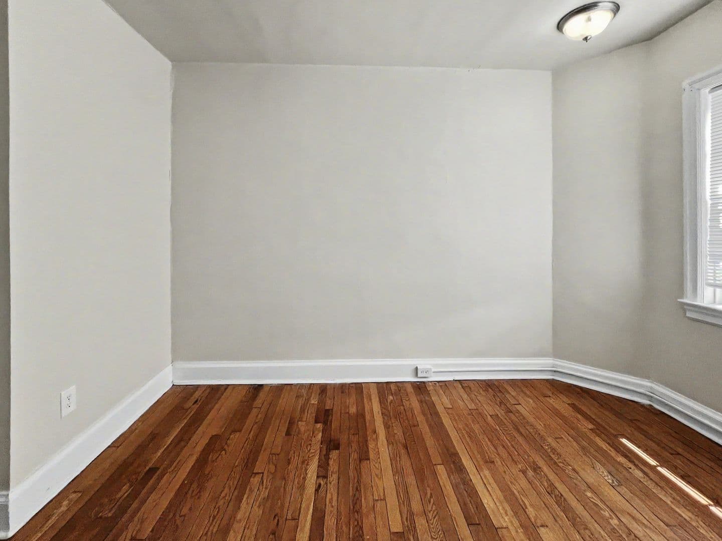 Bala Cynwyd Apartment: 25 Old Lancaster Road