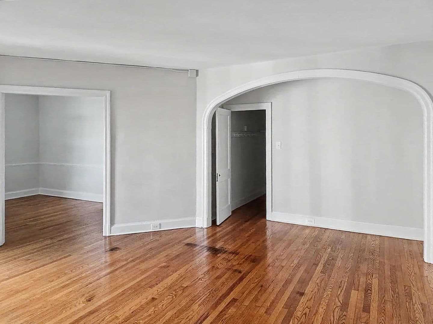 Bala Cynwyd Apartment: 25 Old Lancaster Road