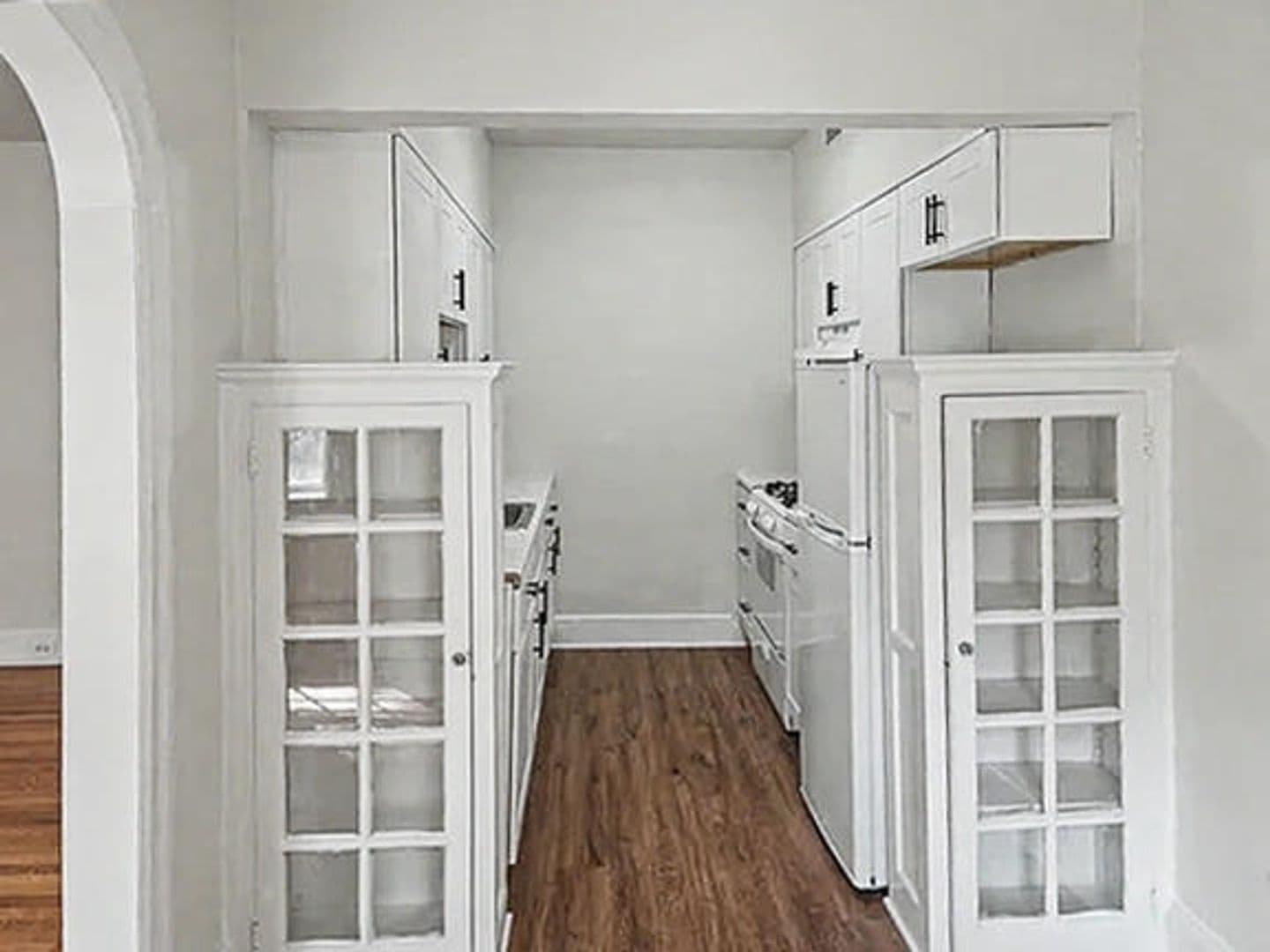 Bala Cynwyd Apartment: 25 Old Lancaster Road