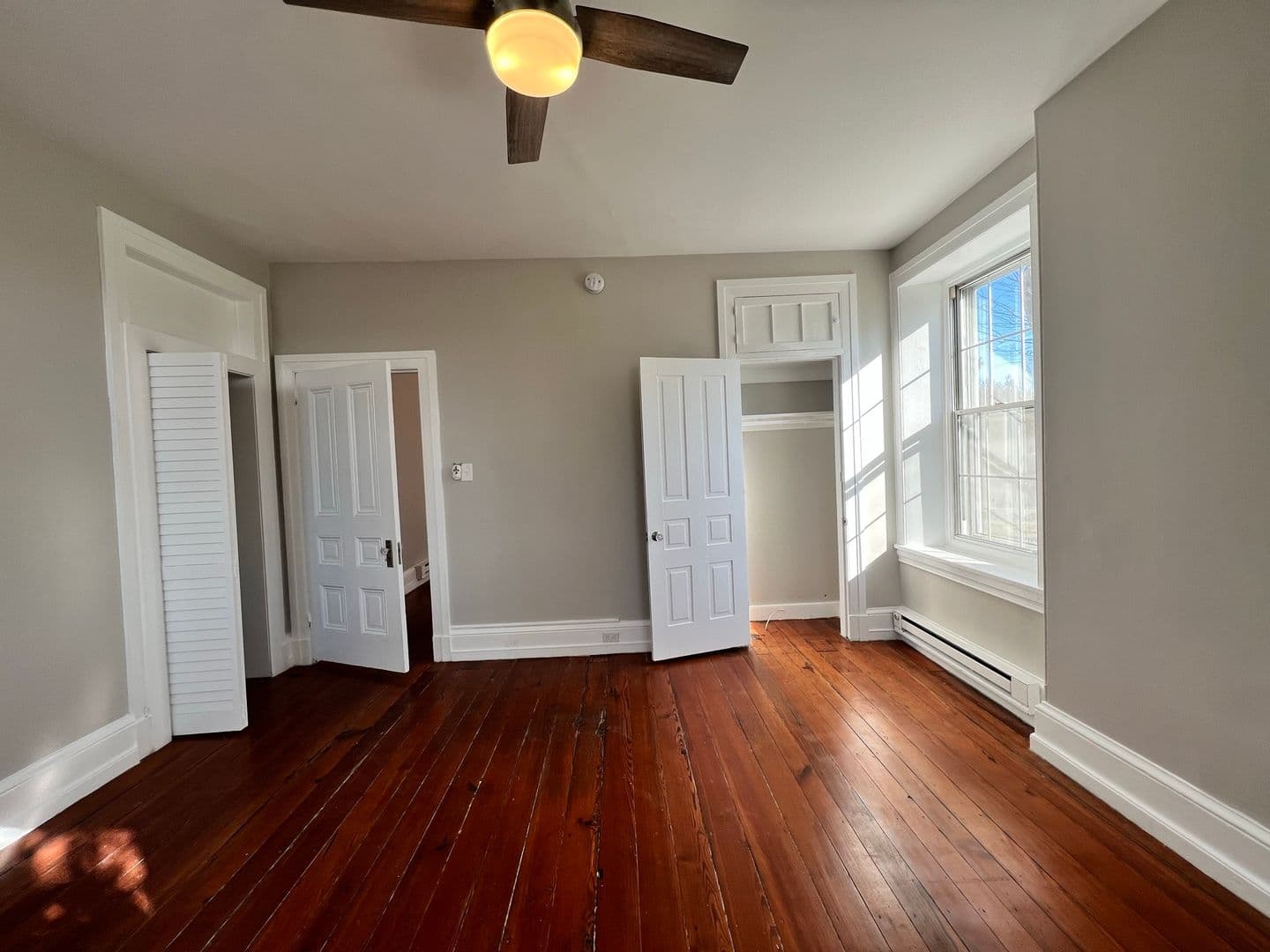 Media Apartment: 327 Meetinghouse Ln