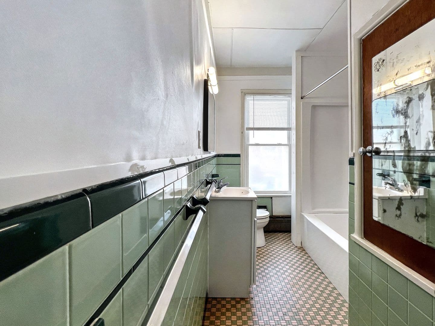 West Chester Apartment: 317 S High St