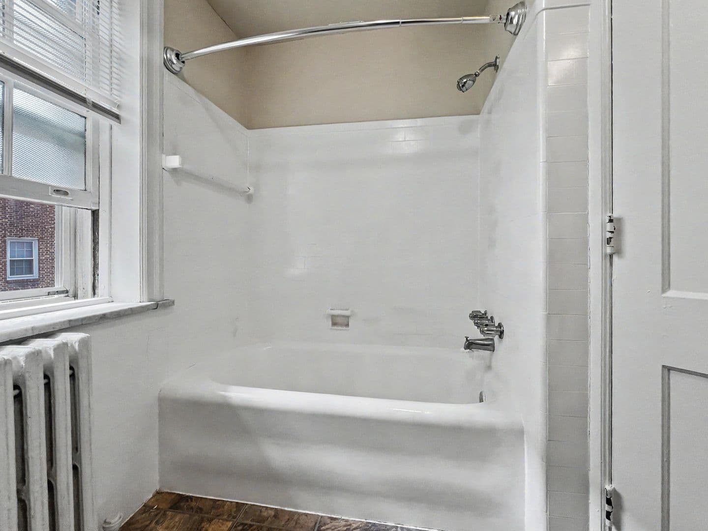 Bala Cynwyd Apartment: 25 Old Lancaster Road