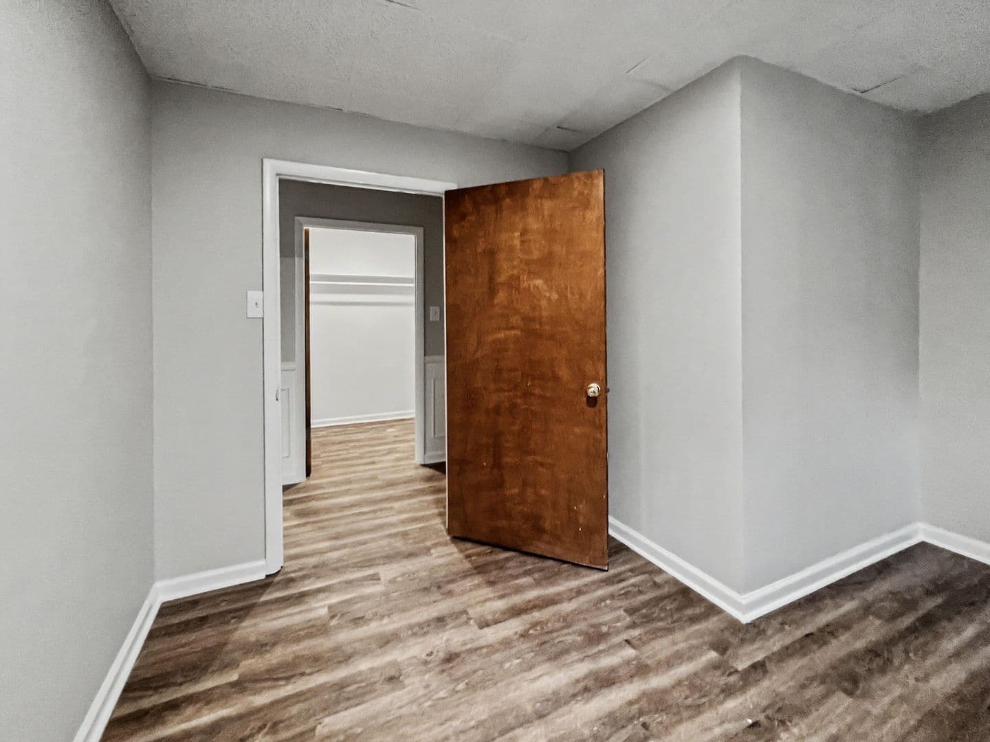 Bryn Mawr Apartment: 829-833 Conestoga Rd