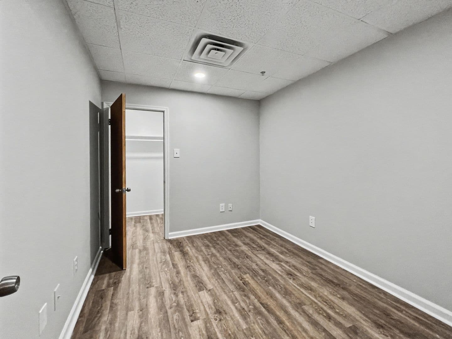 Bryn Mawr Apartment: 829-833 Conestoga Rd