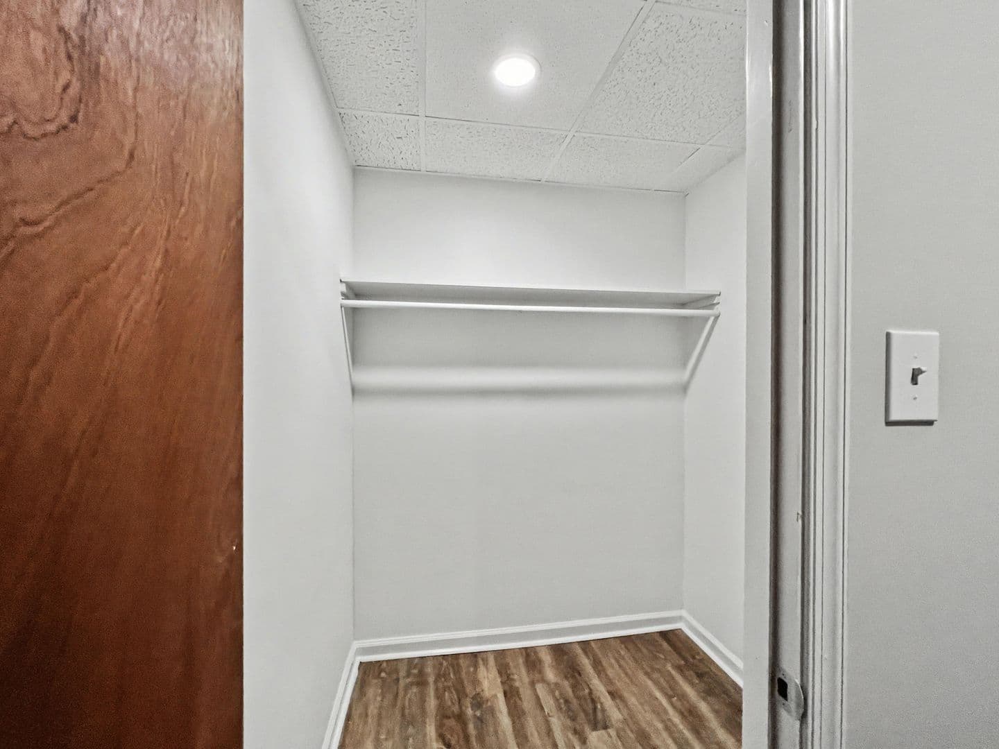 Bryn Mawr Apartment: 829-833 Conestoga Rd
