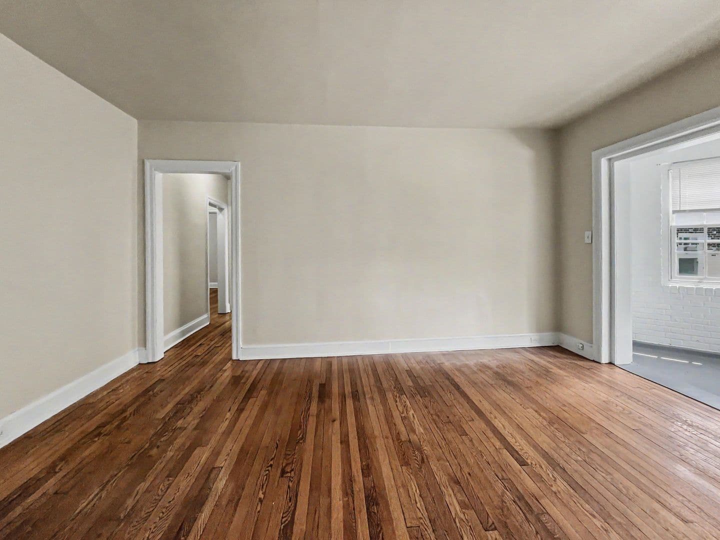 Bala Cynwyd Apartment: 25 Old Lancaster Road