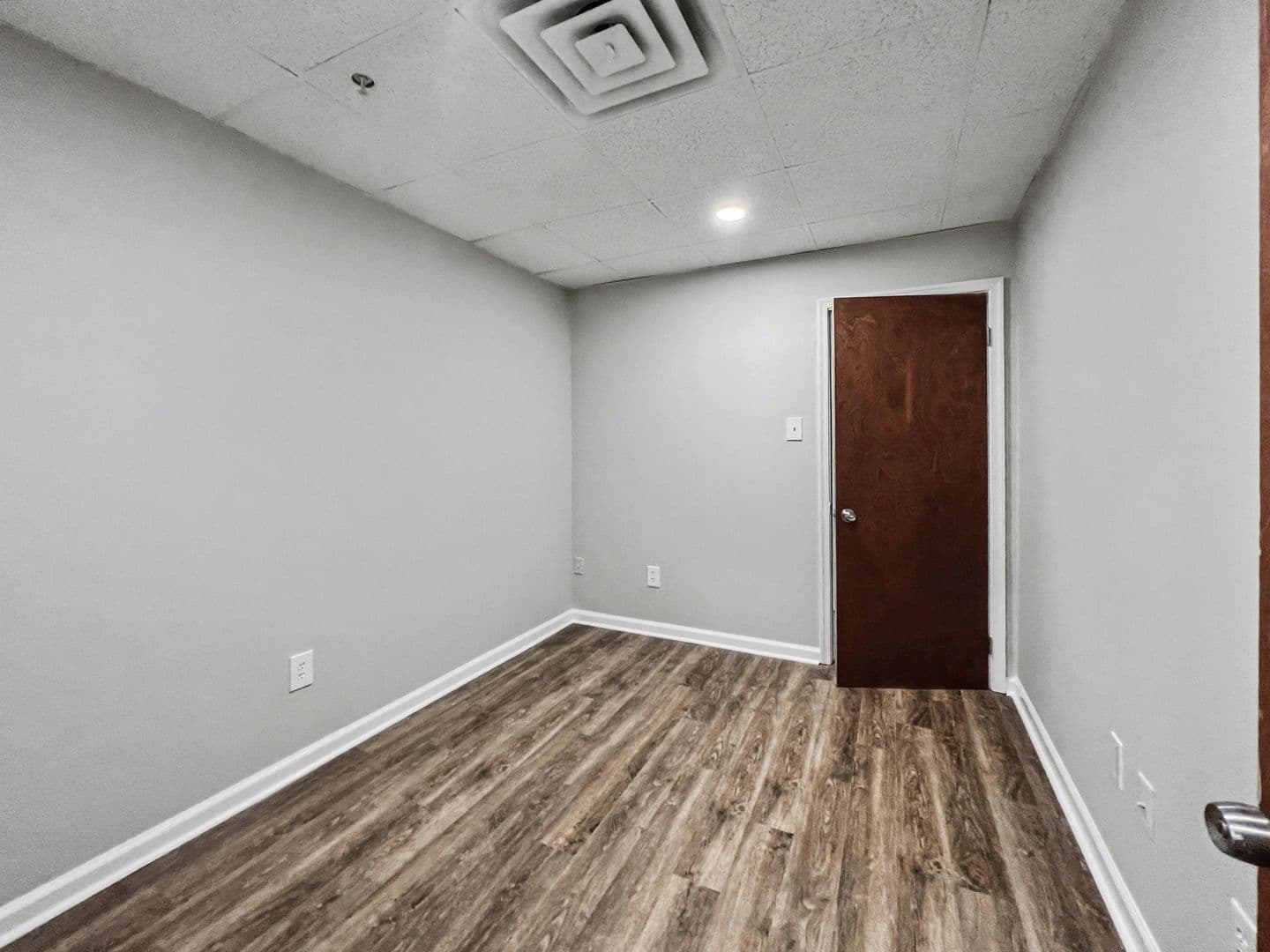 Bryn Mawr Apartment: 829-833 Conestoga Rd