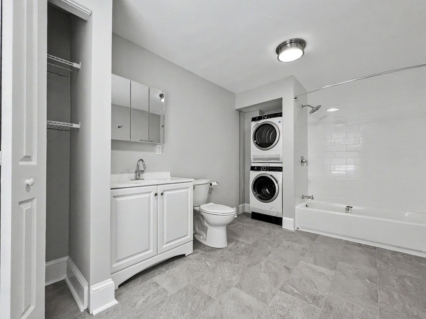 West Chester Apartment: 130 E Chestnut St