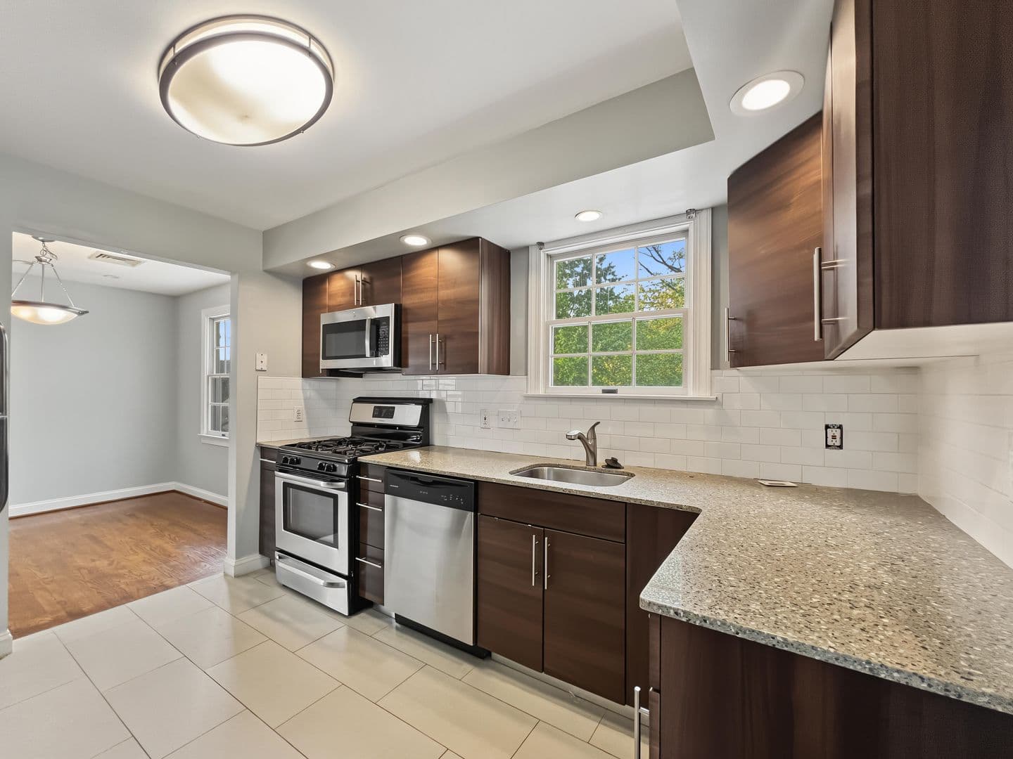 Wayne Apartment: 300 N Wayne Ave