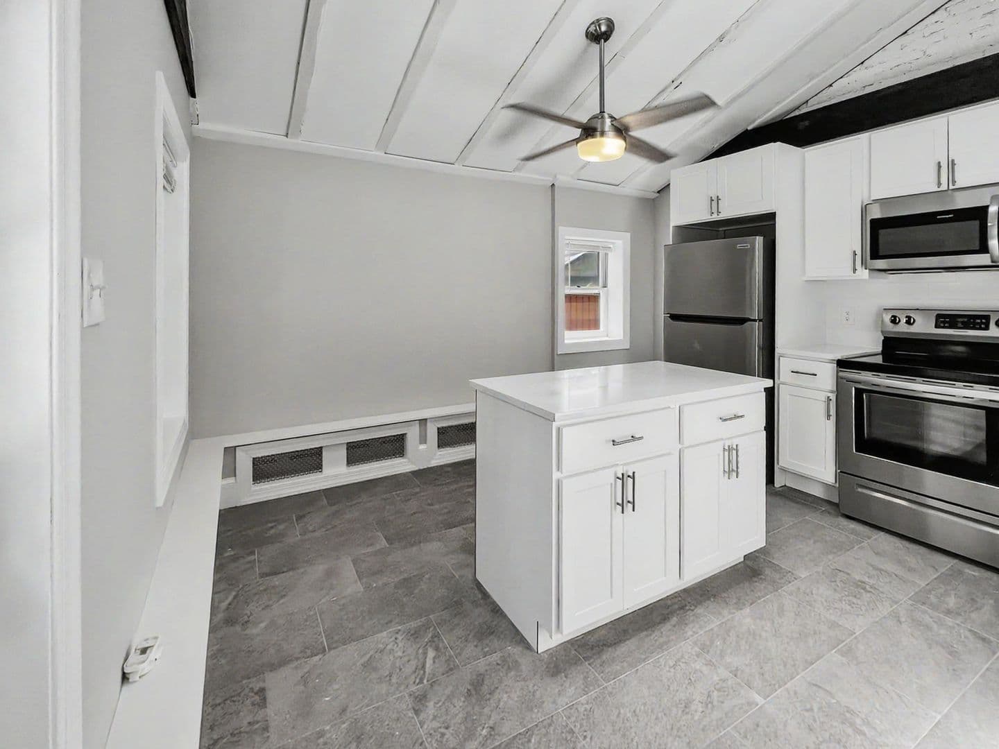 West Chester Apartment: 130 E Chestnut St