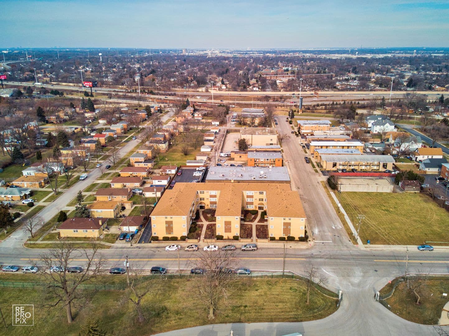 Hillside Apartment: 5000 Harrison St