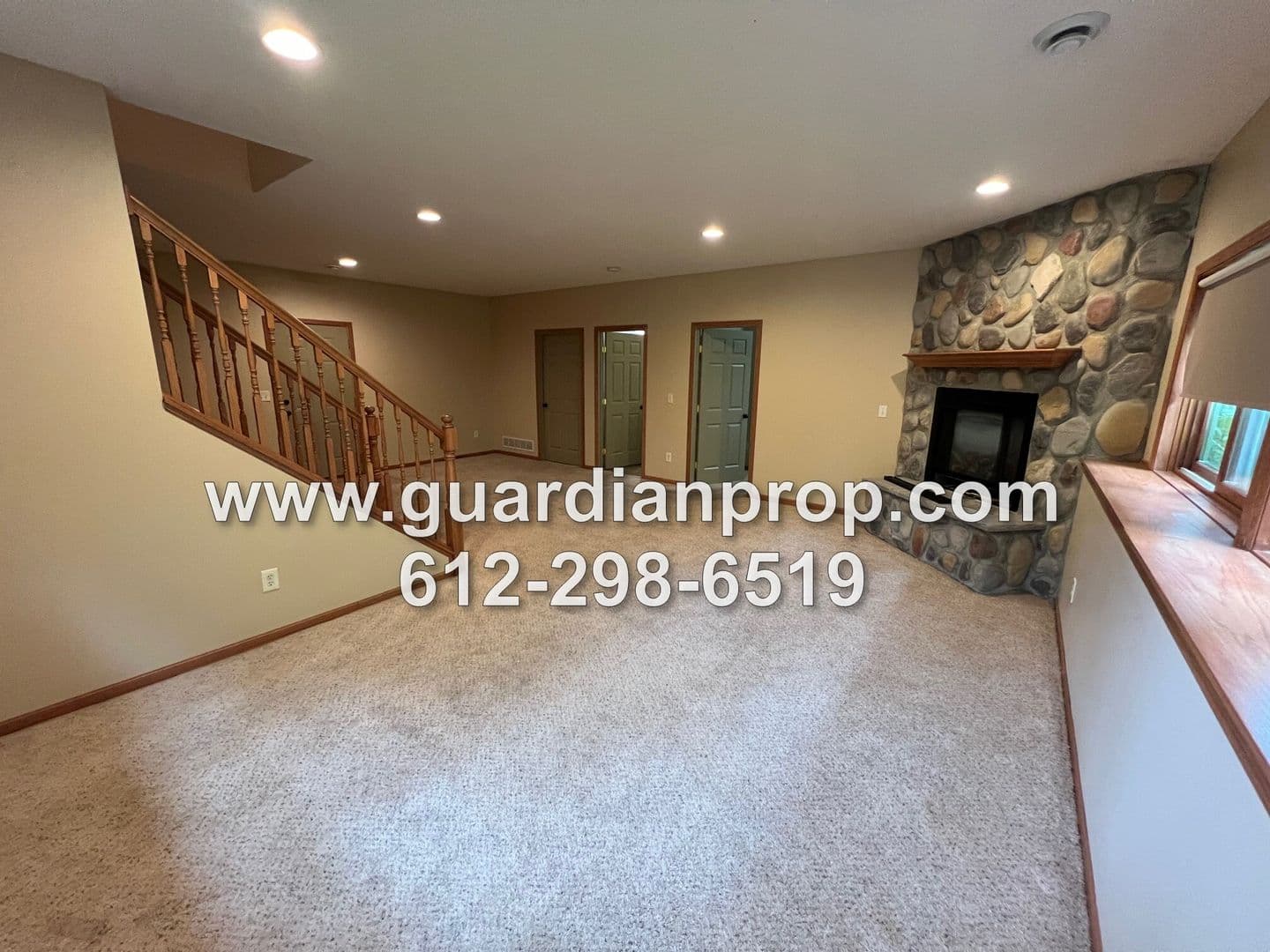Mahtomedi House: 1158 Summit Avenue