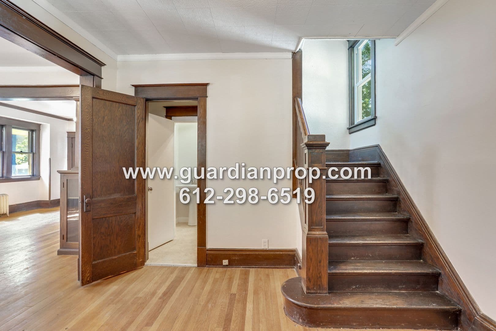 St. Paul House: 1612 Minnehaha Ave W