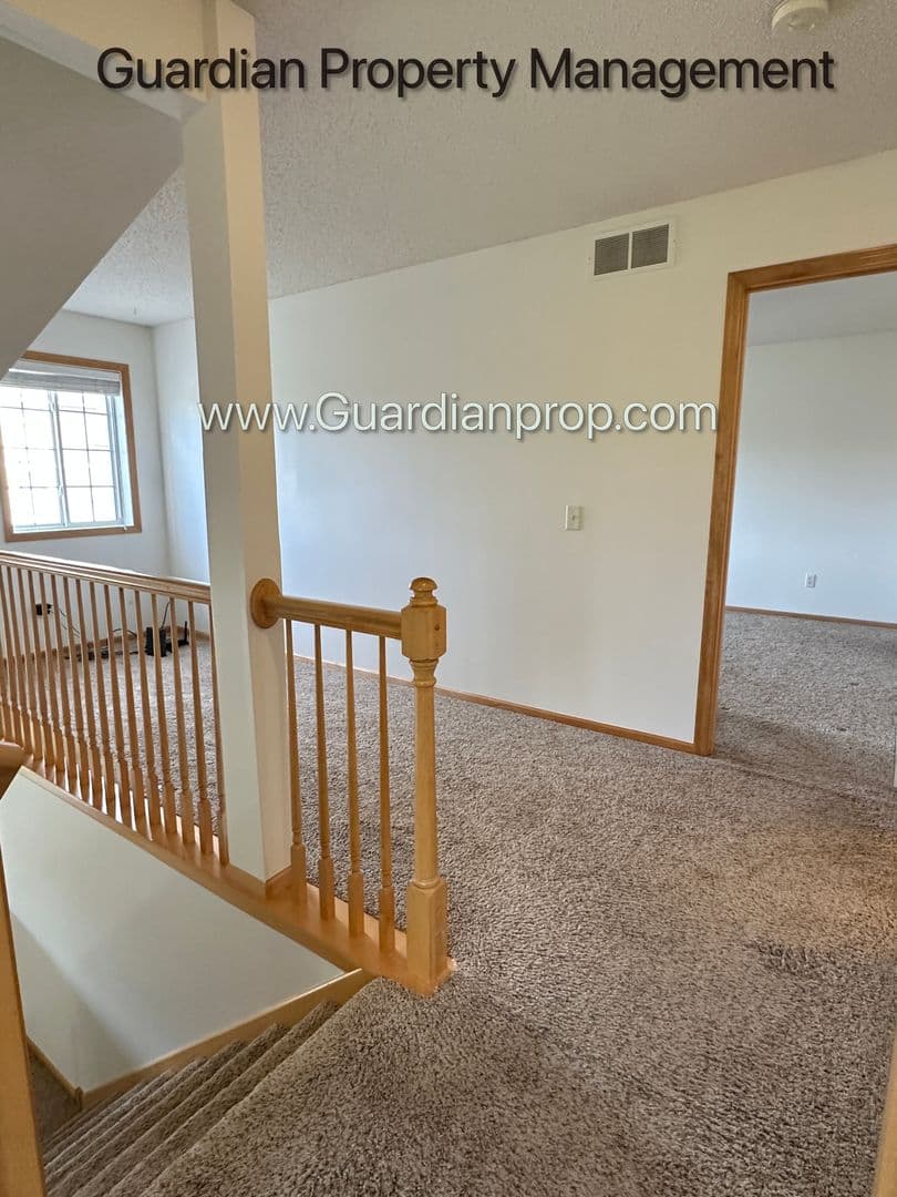 Maple Grove Townhome: 6573 Olive Lane N