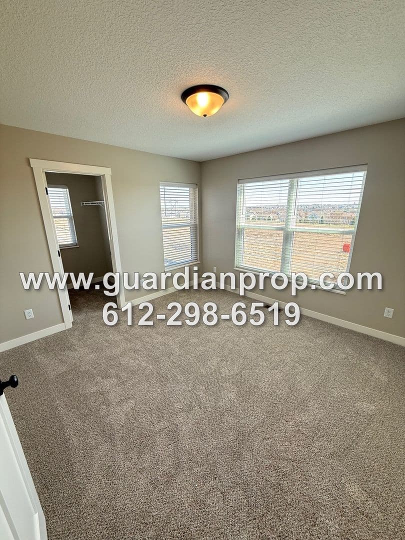 Woodbury Townhome: 8841 Granite Court