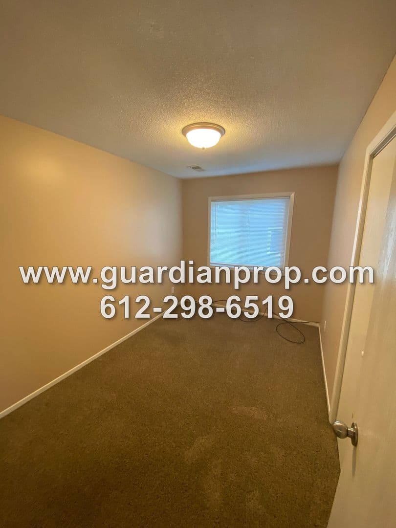 Forest Lake Apartment: 1006 12th Street SW