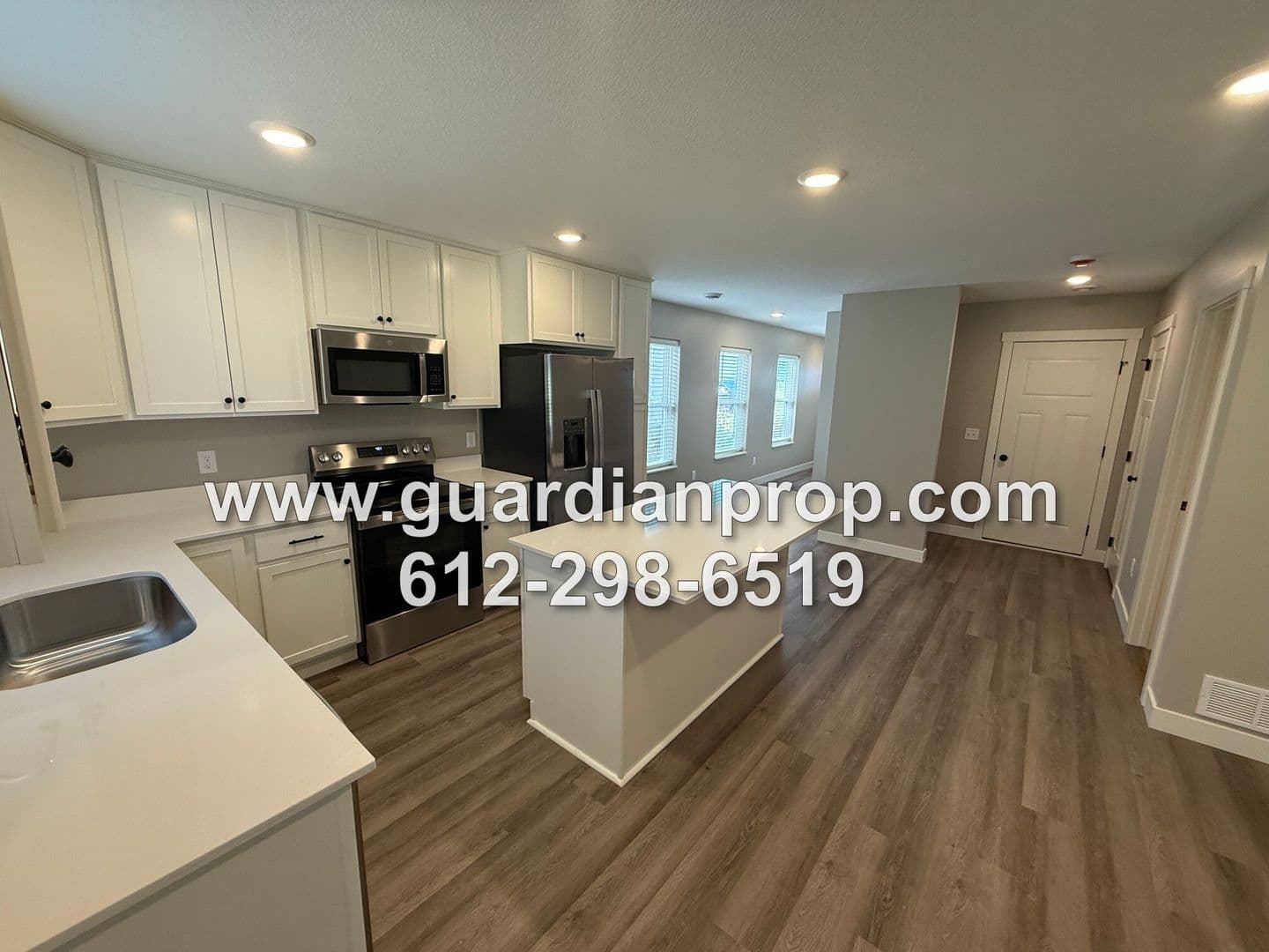 Woodbury Townhome: 4590 Mineral Lane