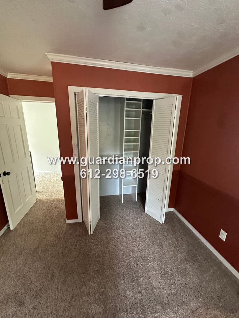 White Bear Lake House: 2253 7th Street