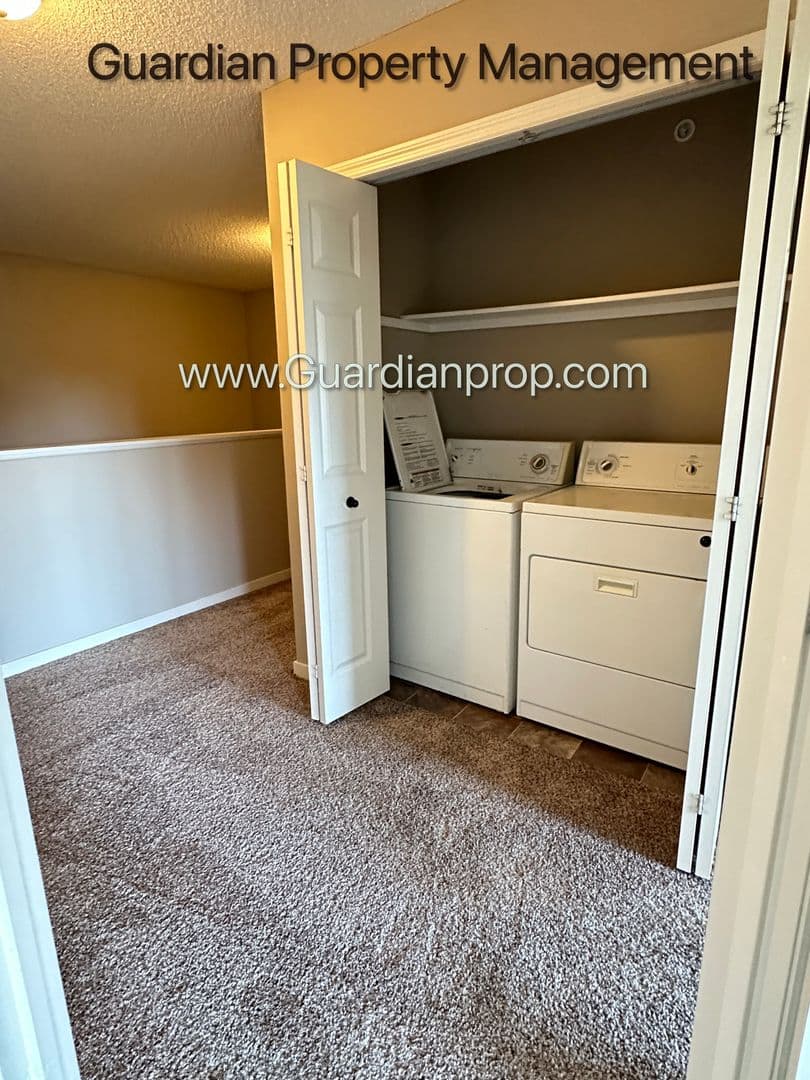 Champlin Townhome: 11942 Emery Village Drive N