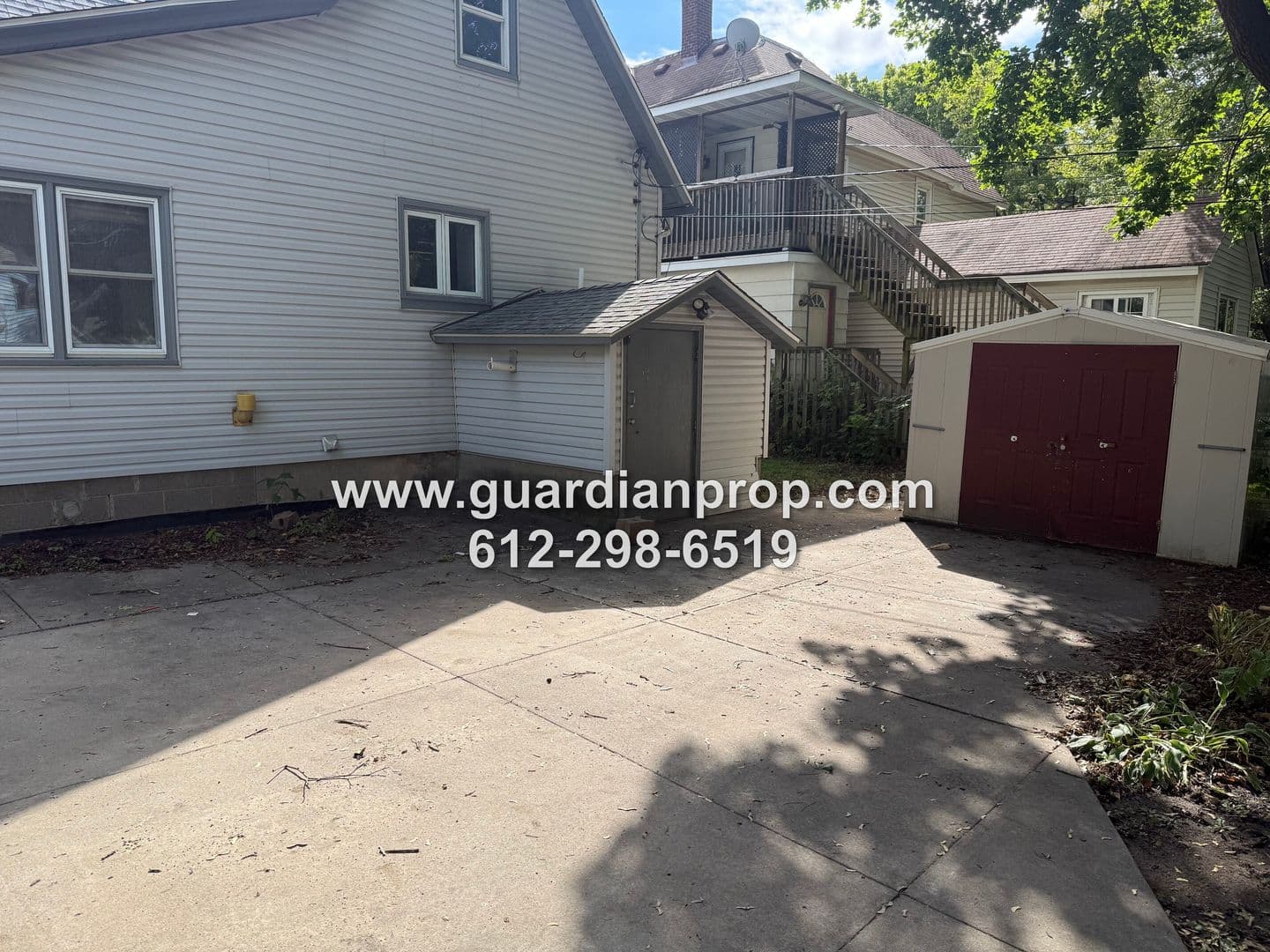 St. Paul House: 915 Fry Street