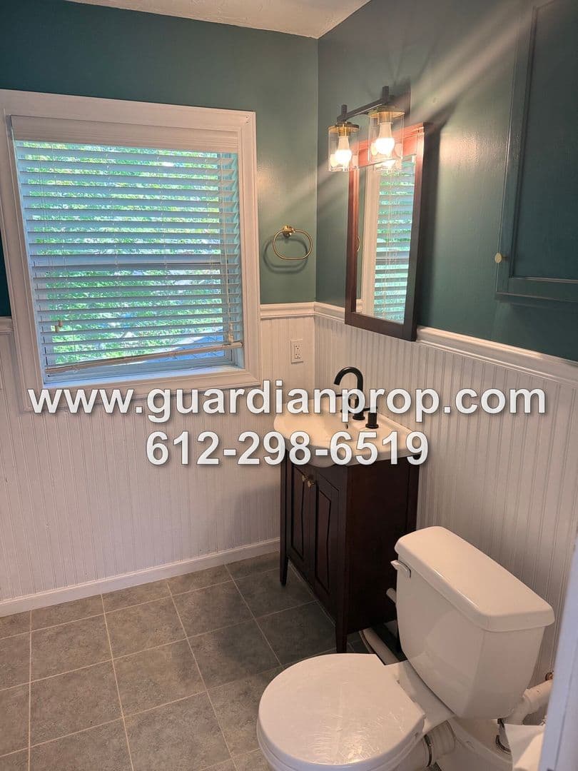 White Bear Lake House: 2253 7th Street