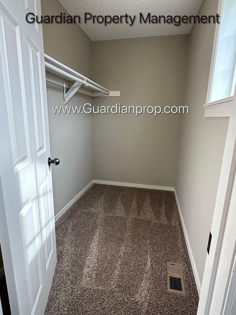 Champlin Townhome: 11948 Emery Village Drive N
