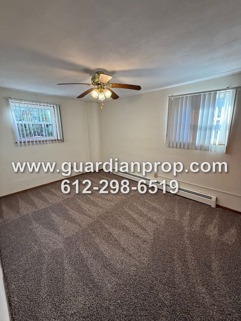 White Bear Lake Apartment: 2024 County Road F E