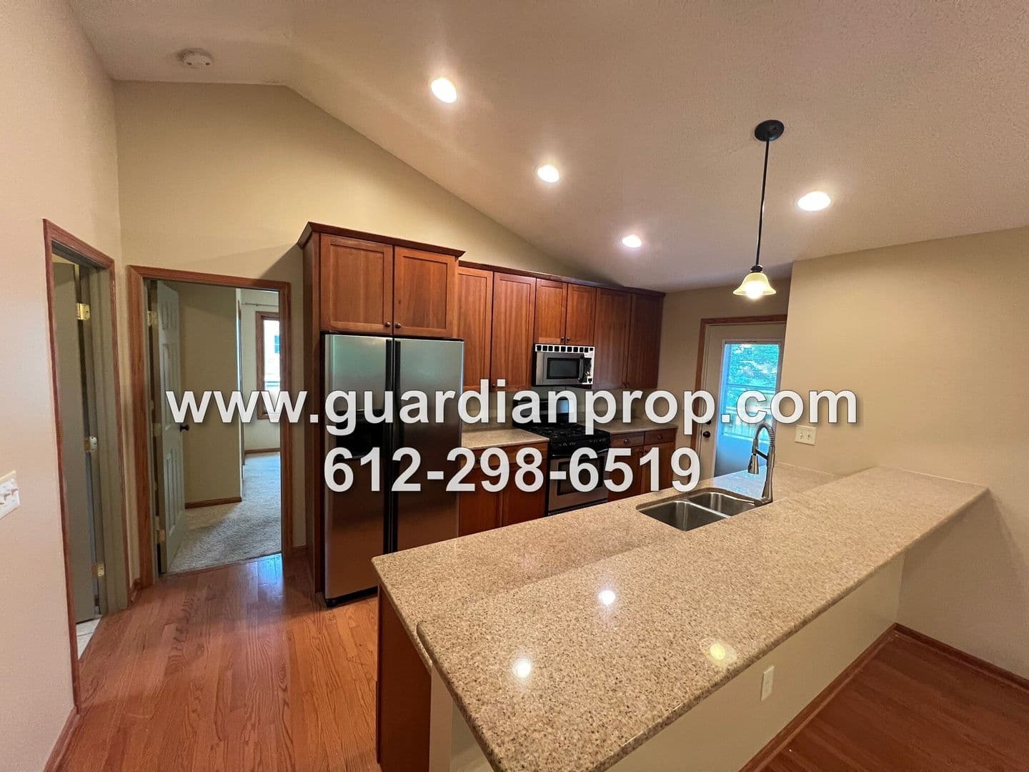 Mahtomedi House: 1158 Summit Avenue