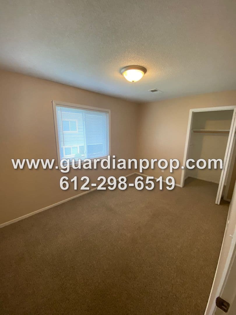 Forest Lake Apartment: 1006 12th Street SW