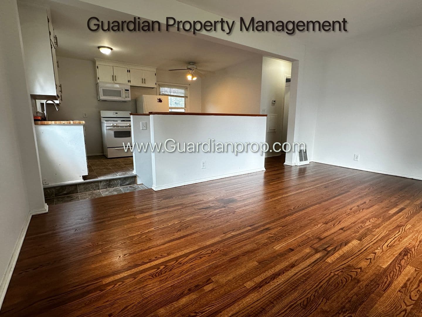 St. Louis Park House: 2944 Quebec Avenue S