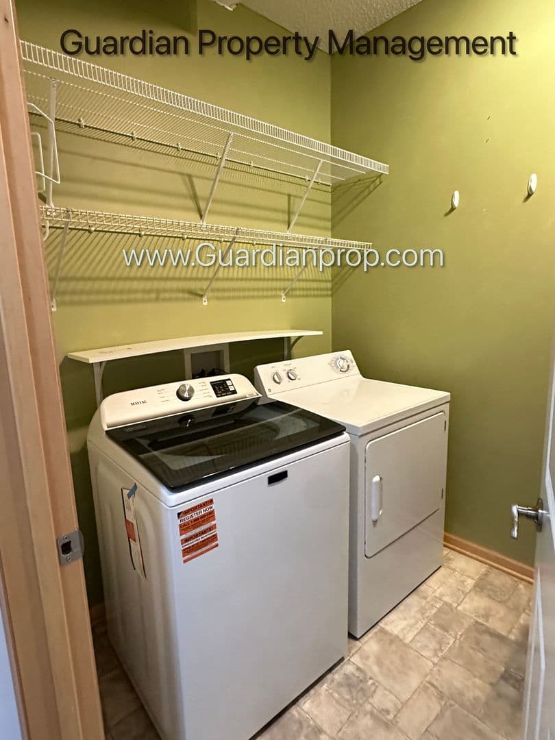 Maple Grove Townhome: 6573 Olive Lane N
