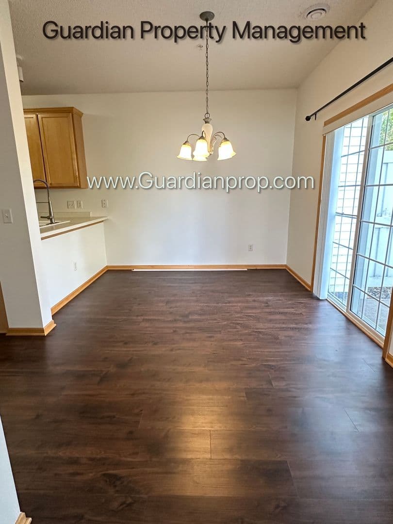 Maple Grove Townhome: 6573 Olive Lane N