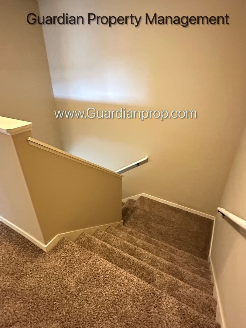 Champlin Townhome: 11942 Emery Village Drive N