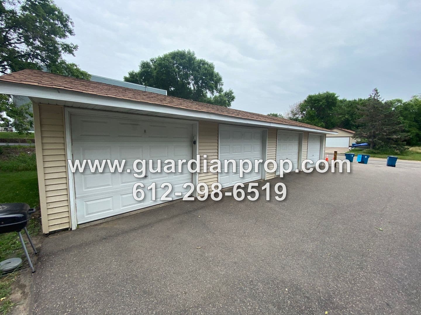 Forest Lake Apartment: 1006 12th Street SW
