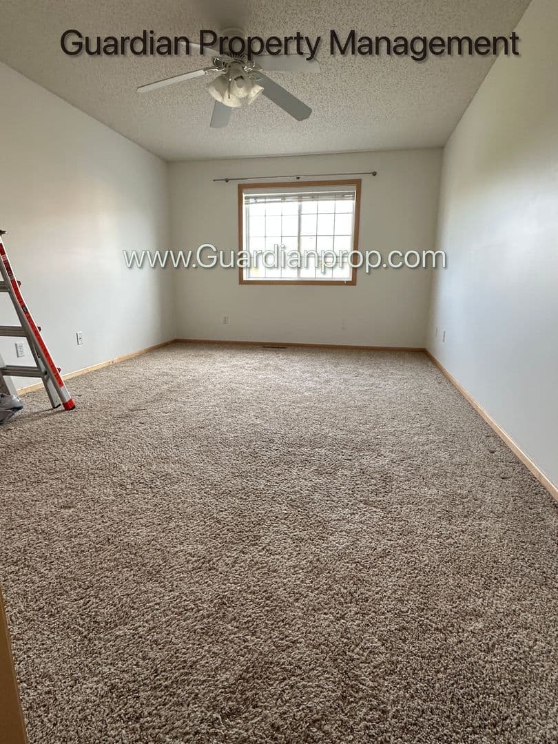 Maple Grove Townhome: 6573 Olive Lane N