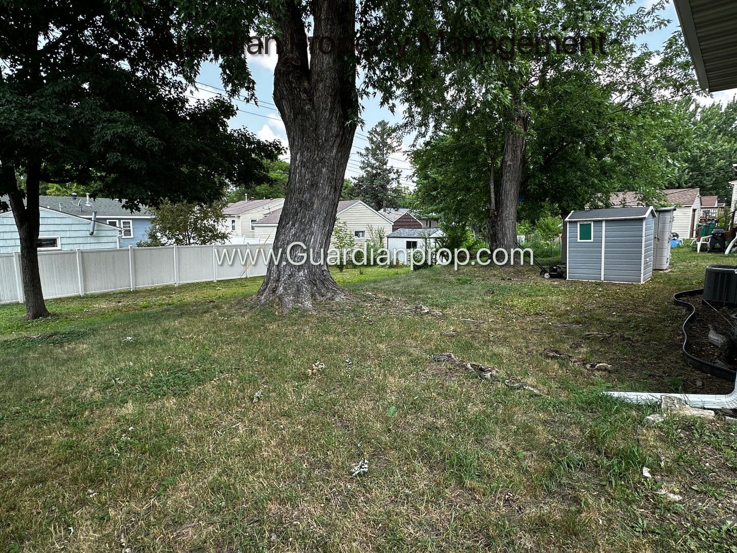 St. Louis Park House: 2944 Quebec Avenue S