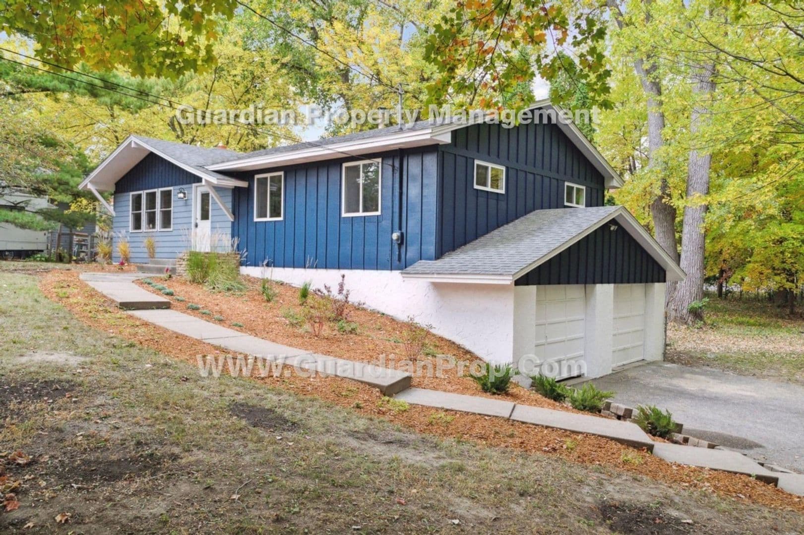 Mound House: 1445 Cherry Place