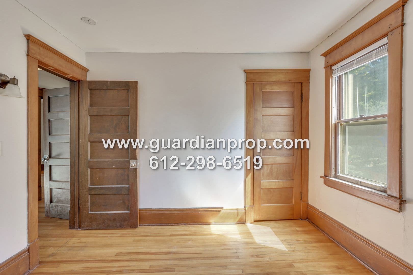 St. Paul House: 1612 Minnehaha Ave W