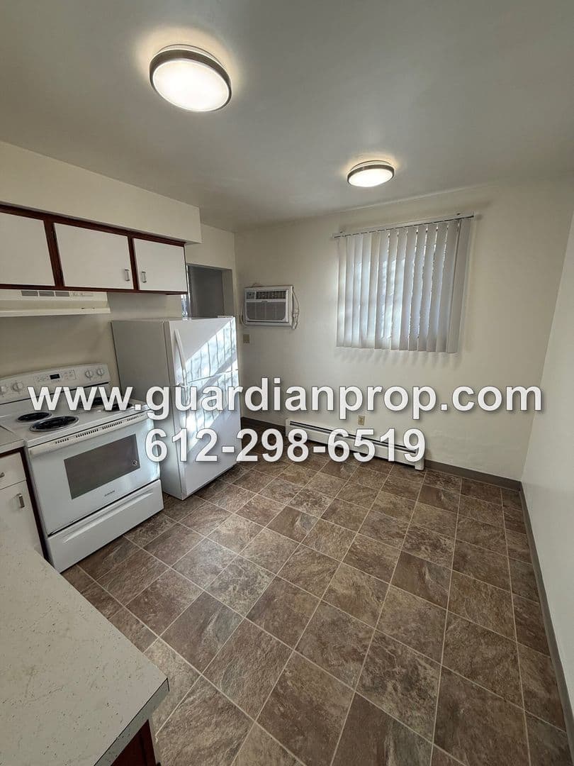 White Bear Lake Apartment: 2024 County Road F E