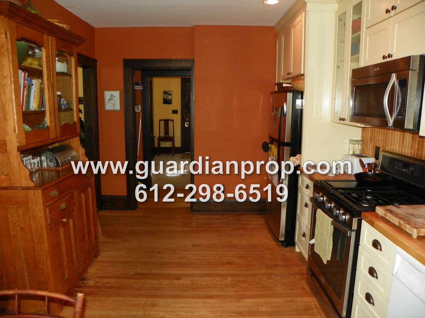 St. Paul House: 983 Edmund Avenue