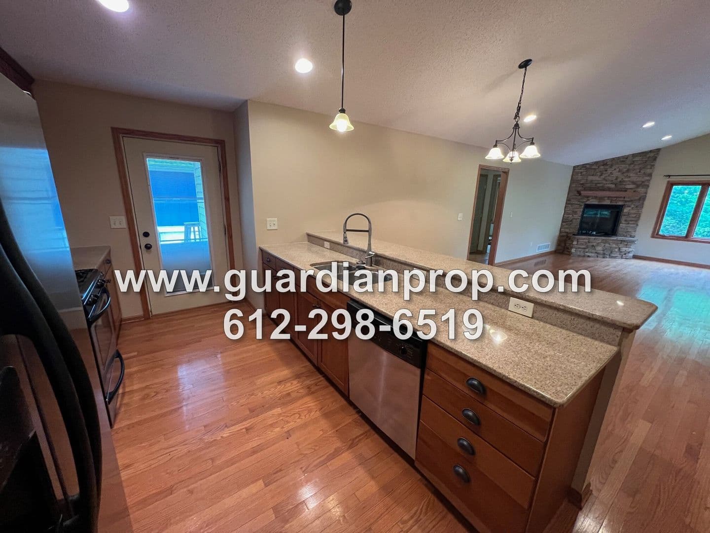 Mahtomedi House: 1158 Summit Avenue