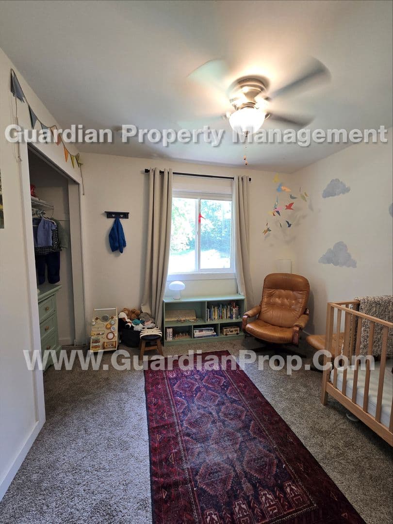 Mound House: 1445 Cherry Place