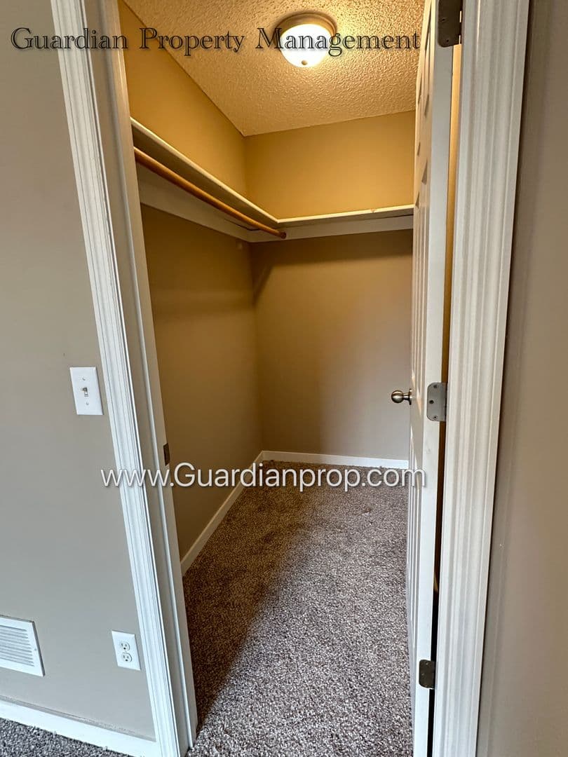 Brooklyn Park Townhome: 9943 Vera Cruz Lane N