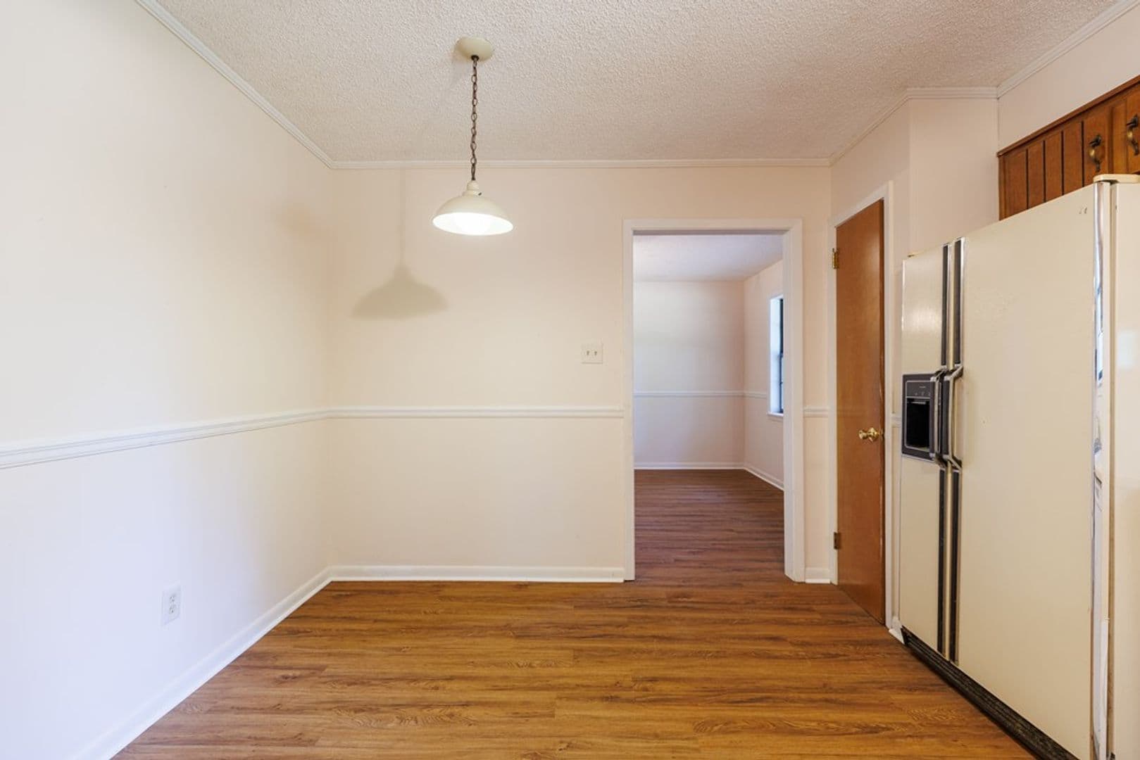 Valdosta House: 2211 S Sherwood Dr