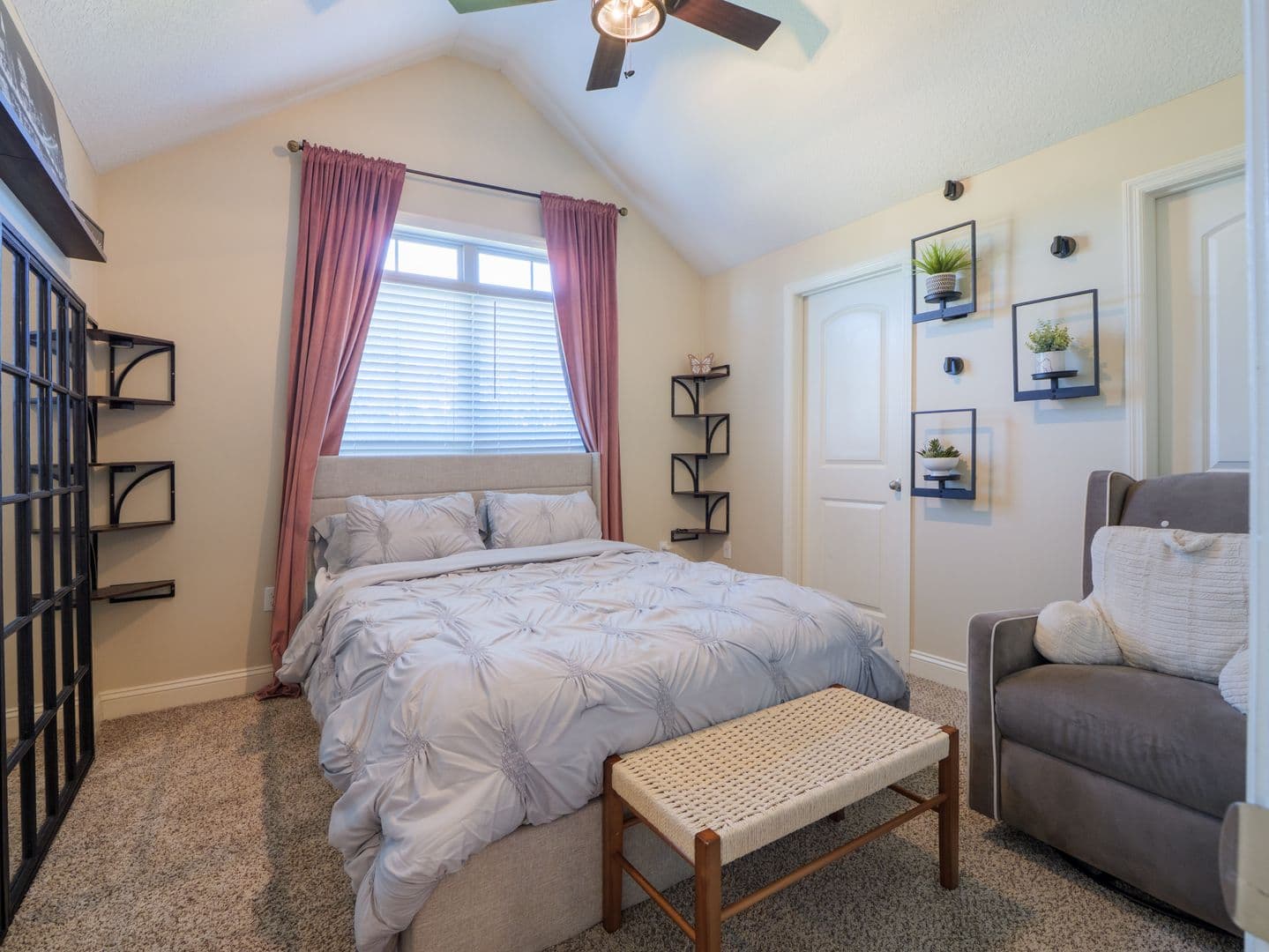 Valdosta House: 3904 Valiant Court