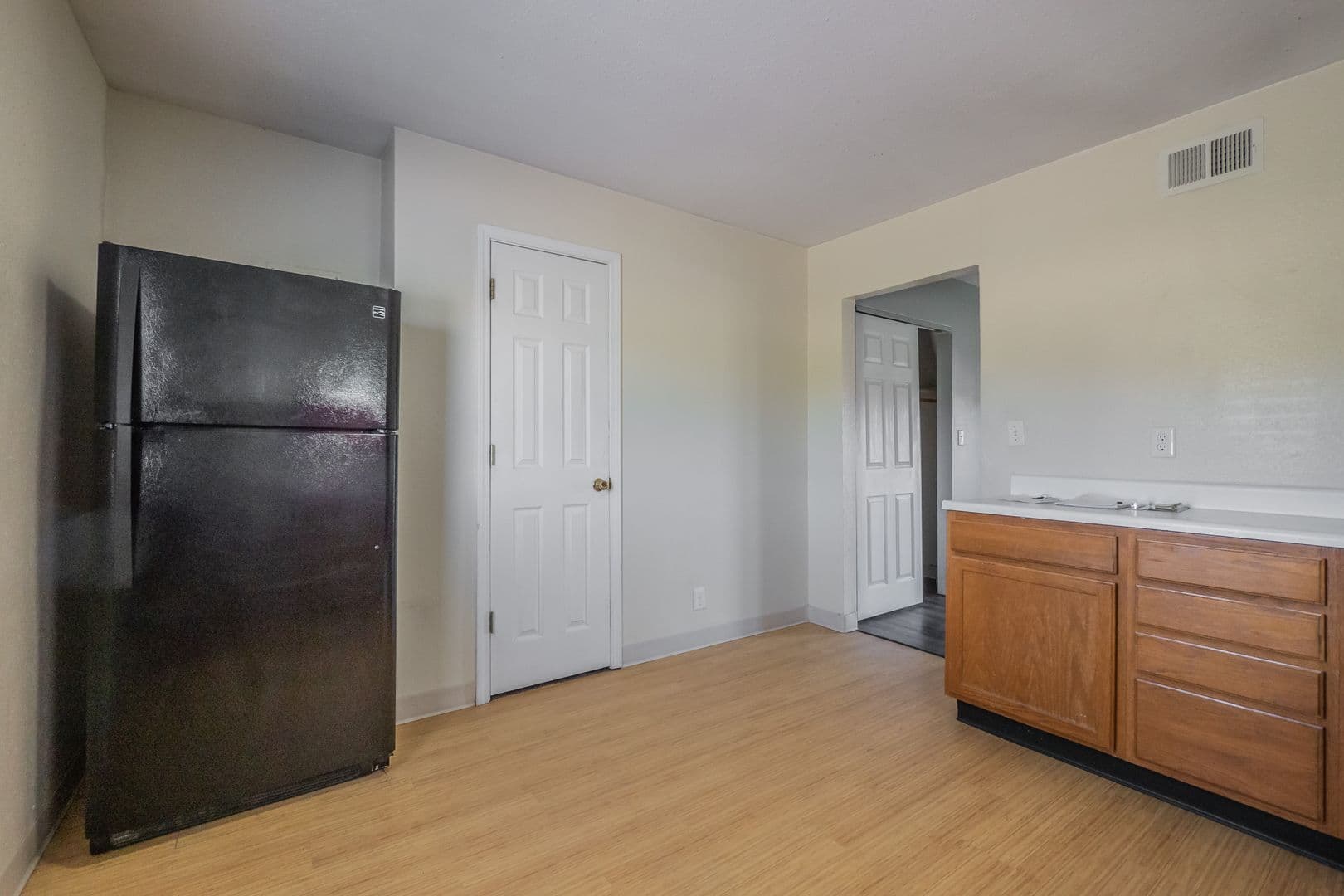 Maryville Apartment: Multiple